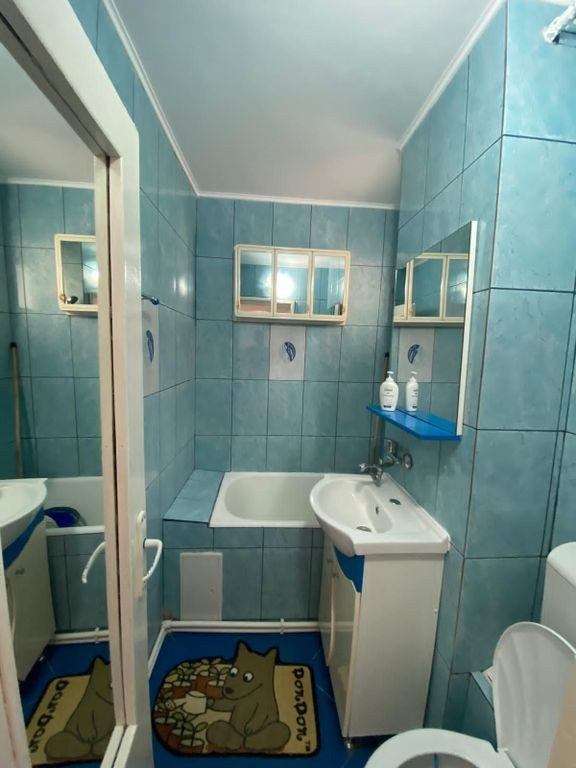 De vanzare apartament cu 2 camere mobilat si utilat, Micr...