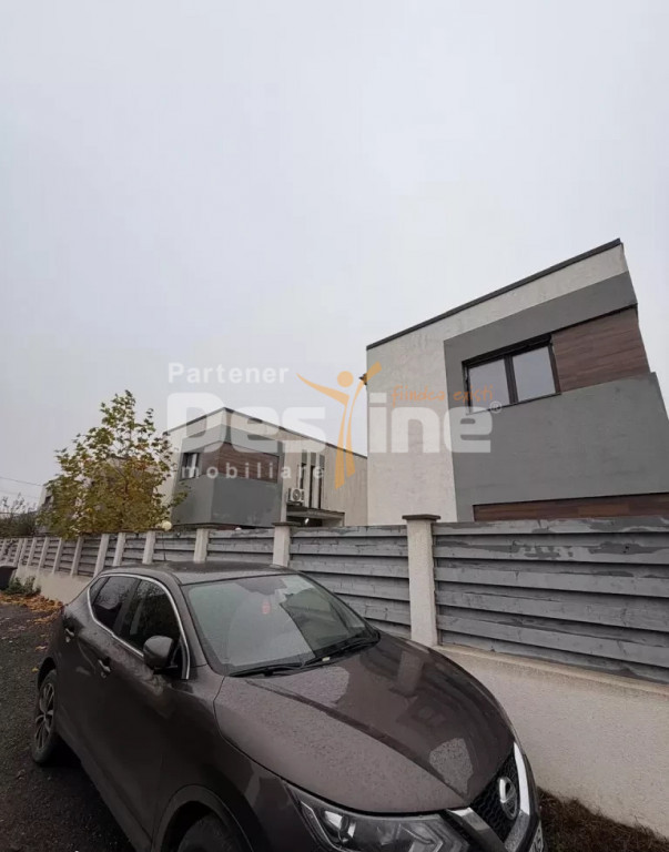 Casa singulara la cheie, curte proprie, P+1, zona centrala,