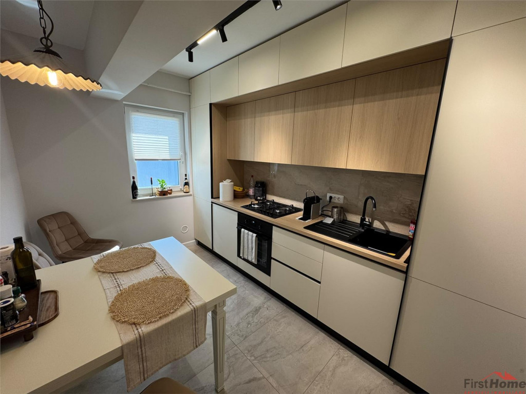 Studio premium, bloc nou, parcare privata, prima
