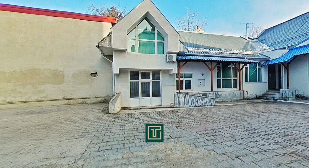 Spațiu de birouri / apartament cu 3 camere de închiriat ??