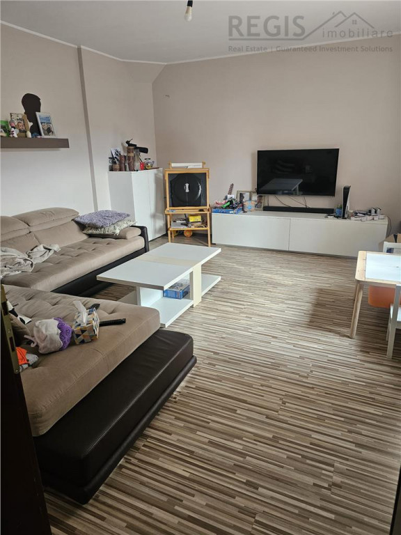 Casa de inchiriat | 3 camere | Brasovul Vechi | Curte | Parc