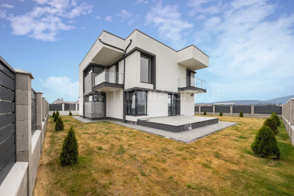 Casă individuală premium, teren 519 mp, Sanpetru