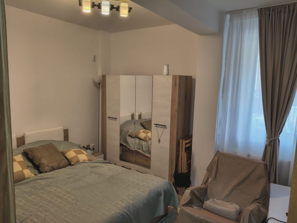 2cam.dec.mob-util complet+curte62mp+parcare/10min metrou ...
