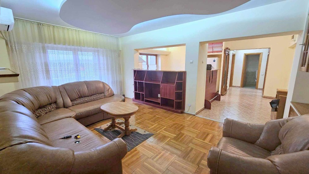 Apartament 3 camere , CENTRAL - ,INDEPENDENTEI