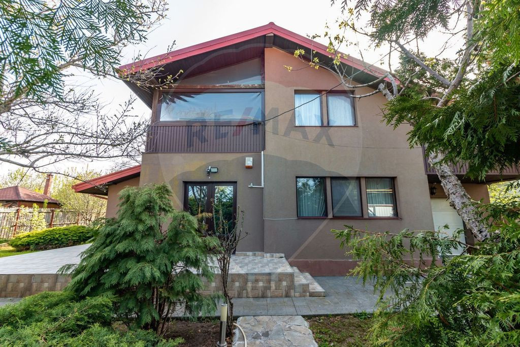 Casa individuala de vanzare teren 1058 mp | grădină mat...