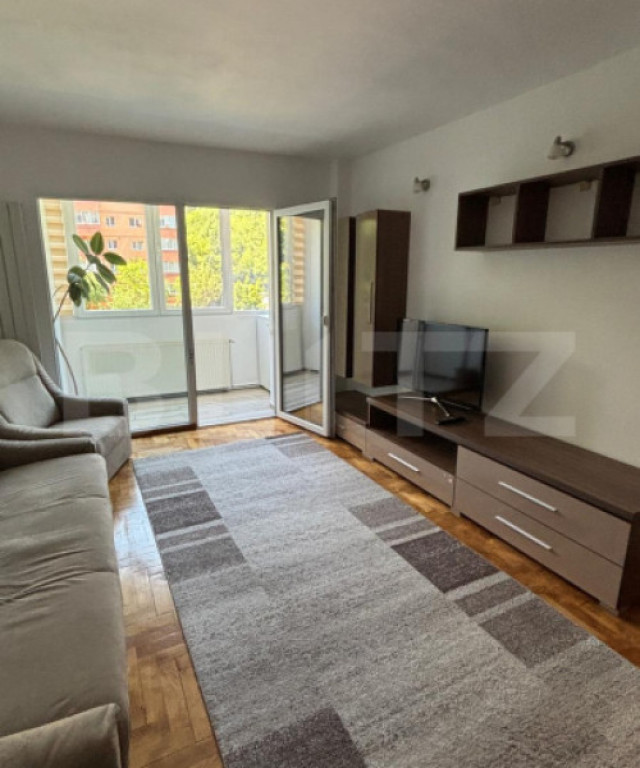 Apartament 3 camere Racadau de inchiriat etaj 2