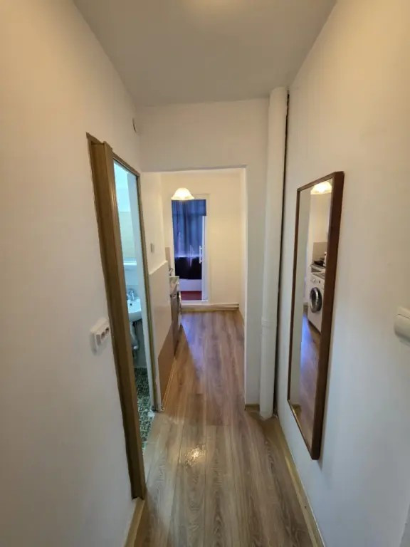 Închiriez garsonieră în zona Blașcovici
