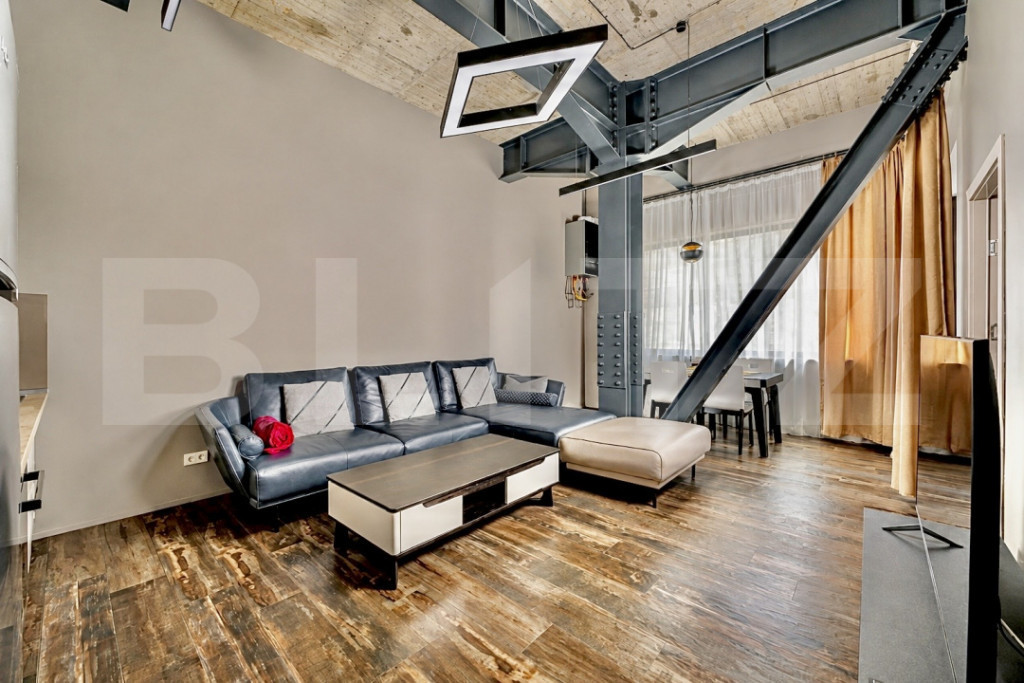 Apartament cu 2 camere și balcon, 51 mp, zona Centrala