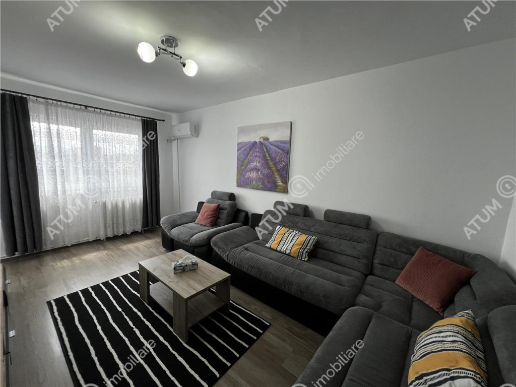 Apartament 3 camere la etaj intermediar si pivnita zona Vasi