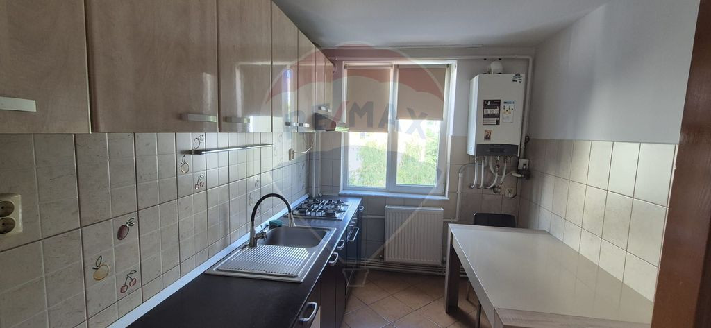 Apartament 2 camere de închiriat