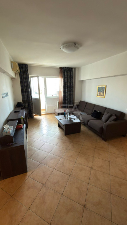2 camere Ferdinand, an 1982, metrou, 54 mp, anvelopat