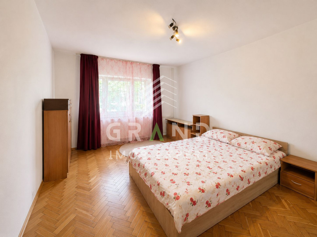 Apartament 3 camere, zona Interservisan