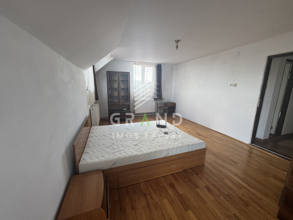 Casa 4 camere | 4 bai | 2 bucatarii | GARAJ | zona Semicentr