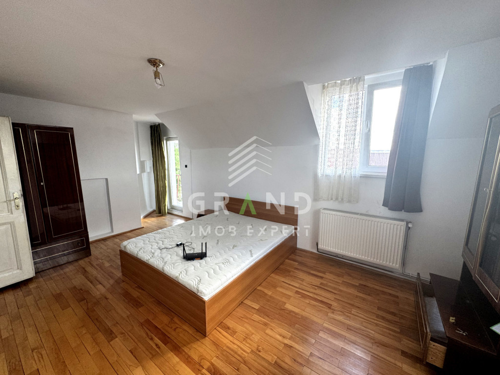 Casa 4 camere | 4 bai | 2 bucatarii | GARAJ | zona Semicentr