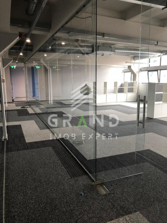 Spatiu comercial in zona Expo Transilvania