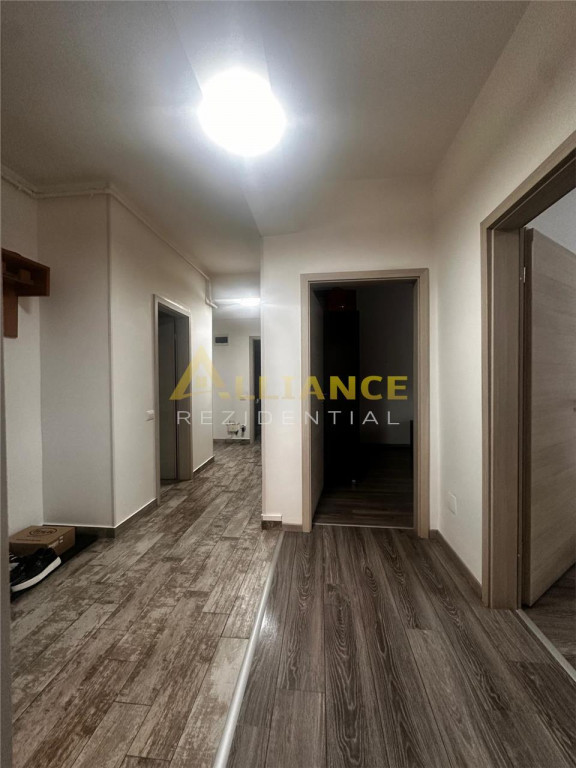 3 camere Berceni complex Creativ
