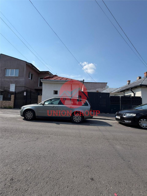 Casa Renovata si Mobilata Complet - Pozitionare Excelenta -