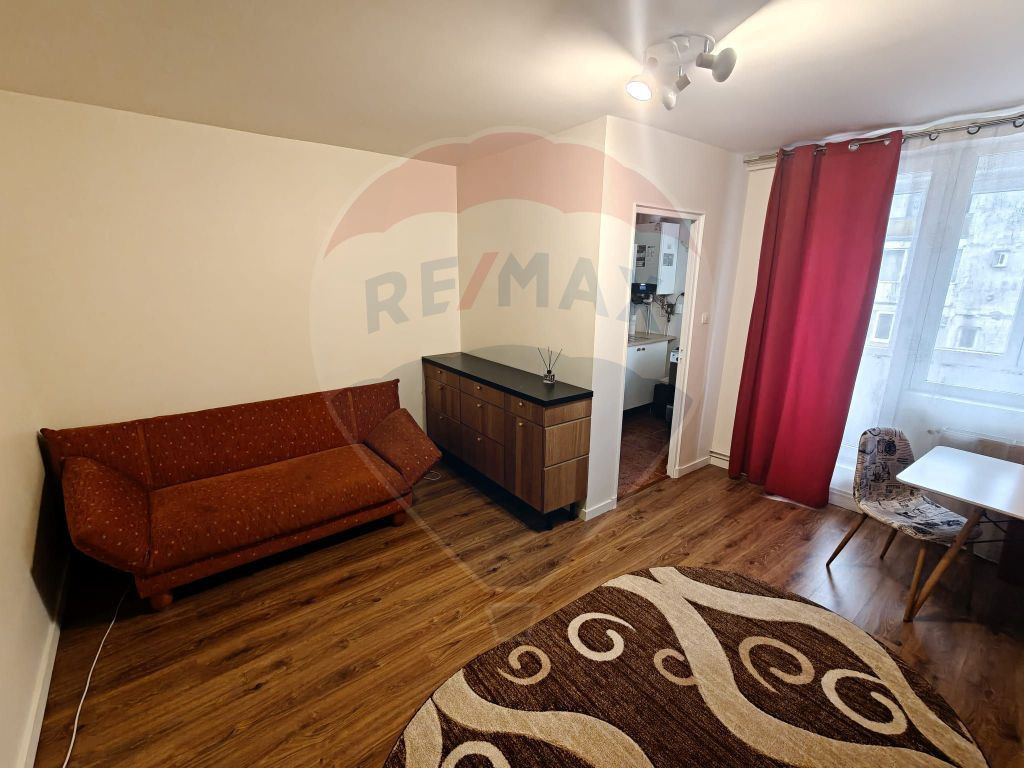 Apartament cu o cameră de închiriat | Str. Mărgeanului...