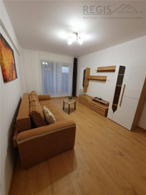 CENTRUL ISTORIC | Garsoniera de Inchiriat | 35 mp | Mures...