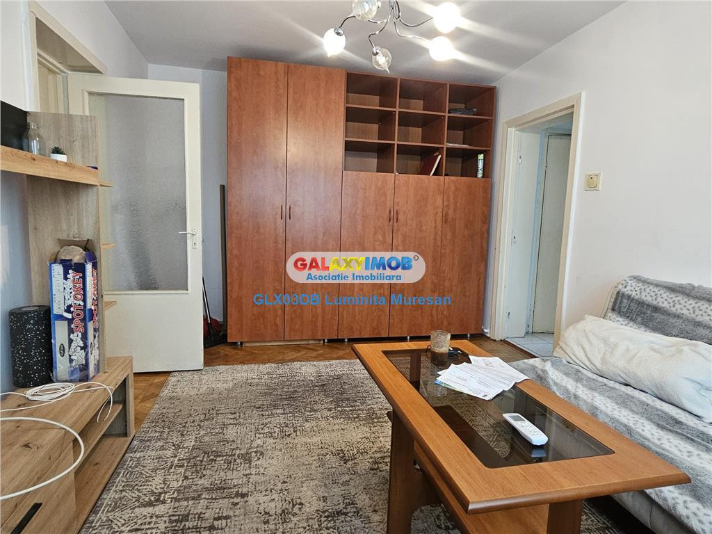 Apartament 3 camere semidecomandat Targoviste Micro 9