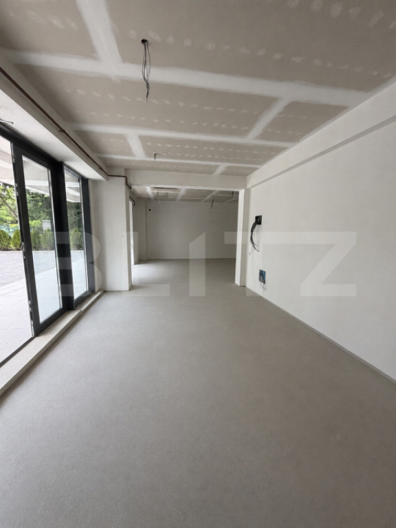 Spațiu Comercial Premium Ultracentral VoxCenter Galați 150 mp