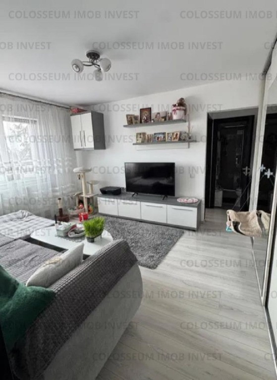 Apartament 2 camere, renovat, etaj 2/4, parcare, zona Florilor!