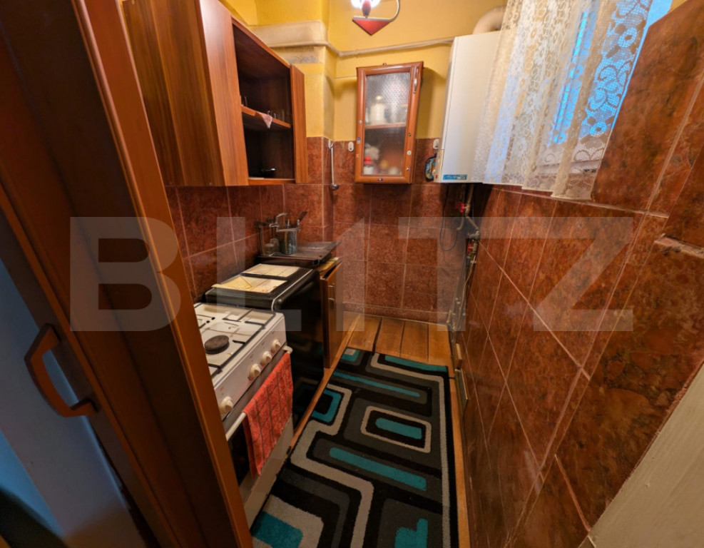 Apartament 2 camere 47 mp Targu Jiu, Strada Dacia