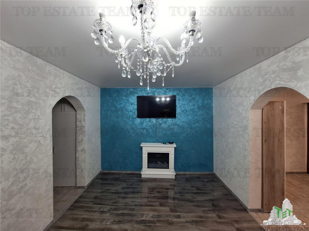 Apartament 2 cam. -Independentei - Cec Bank - - Braila