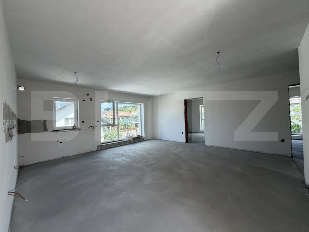 Apartament 2 camere, etaj intermediar, cu garaj | 55 mp + ba
