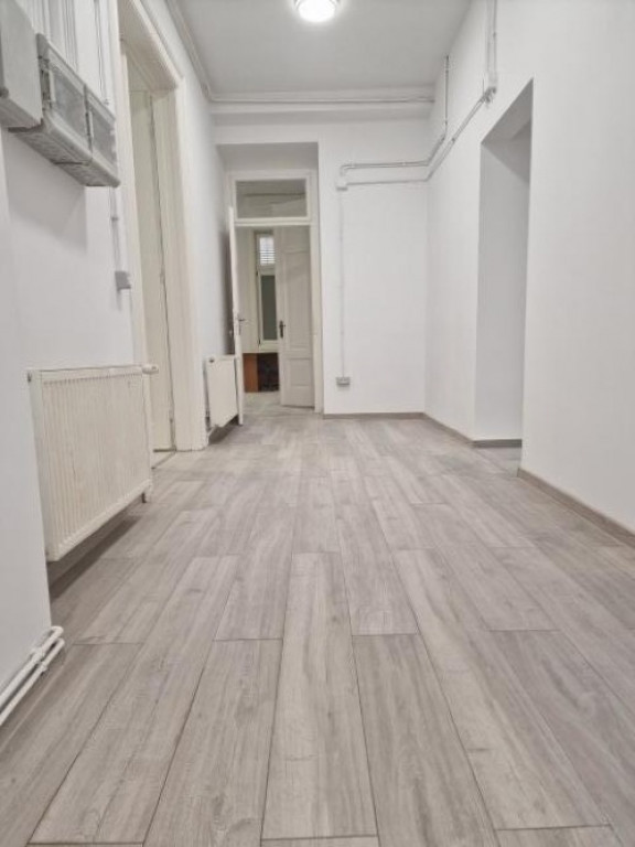 Inchiriez spatiu de birouri 5camere,140mp,Timisoara,Tribunal,1.960euro