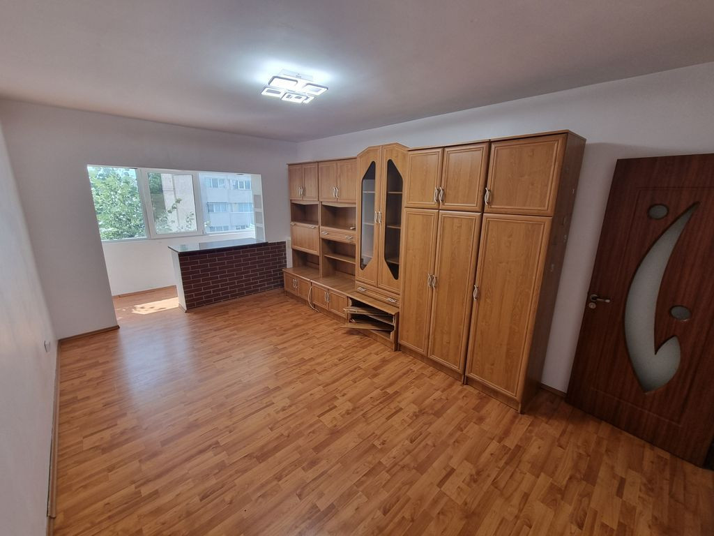 Apartament 2 camere zona Abator