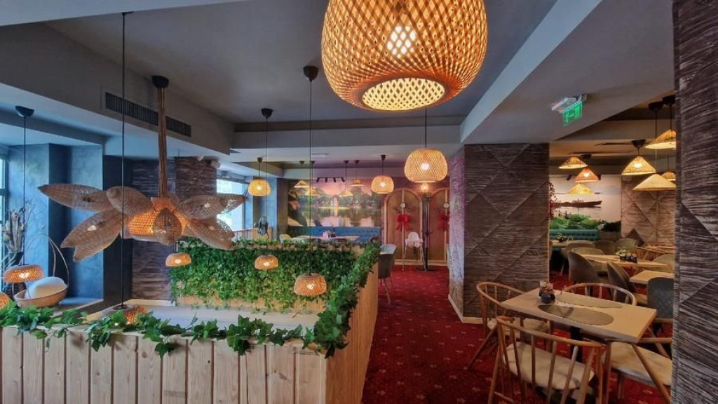 Închiriere spațiu comercial stradal blv Decebal