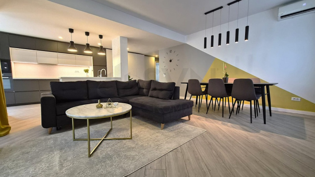 Apartament 3 camere curte 77 mp Pipera loc de parcare inc...
