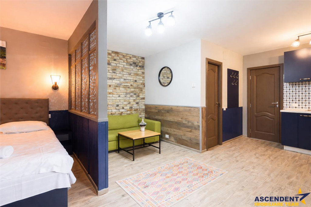 Apartament extins, trei unitati locative cu baie proprie, ce