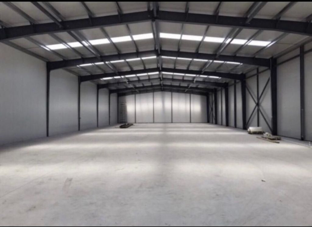 Hale de 500mp si 600mp in zona Progresul, Jilava