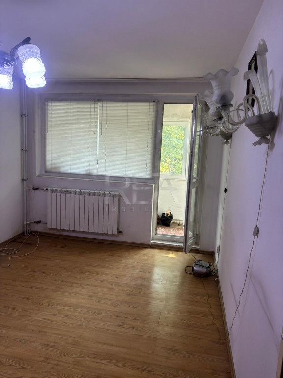 2 camere, et 3/9, semidecomandat-Gorjului