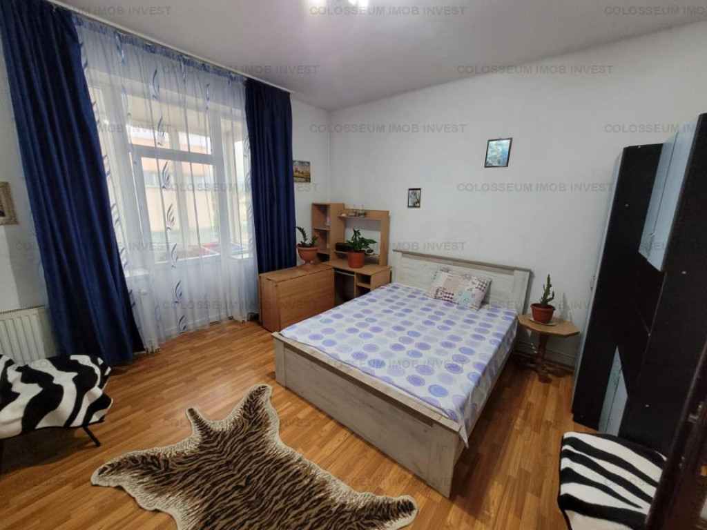Apartament 2 camere, decomandat - zona Craiter