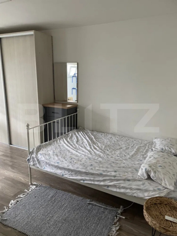 Apartament 1 camera, 25 mp, zona strazii Cernei