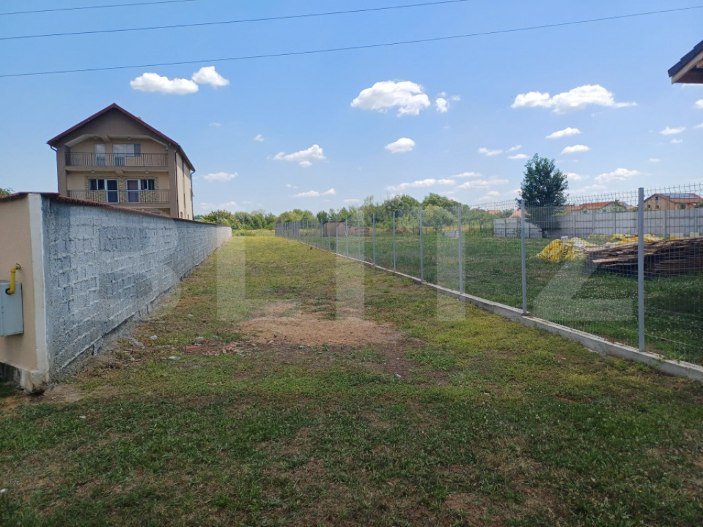Teren intravilan, 1850 mp, zona SISESTI