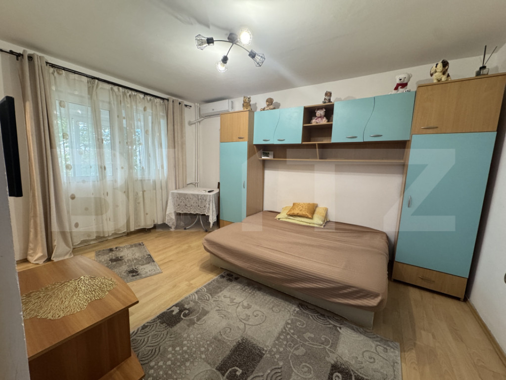 Garsoniera de vanzare, 24.50 mp, zona Rovine