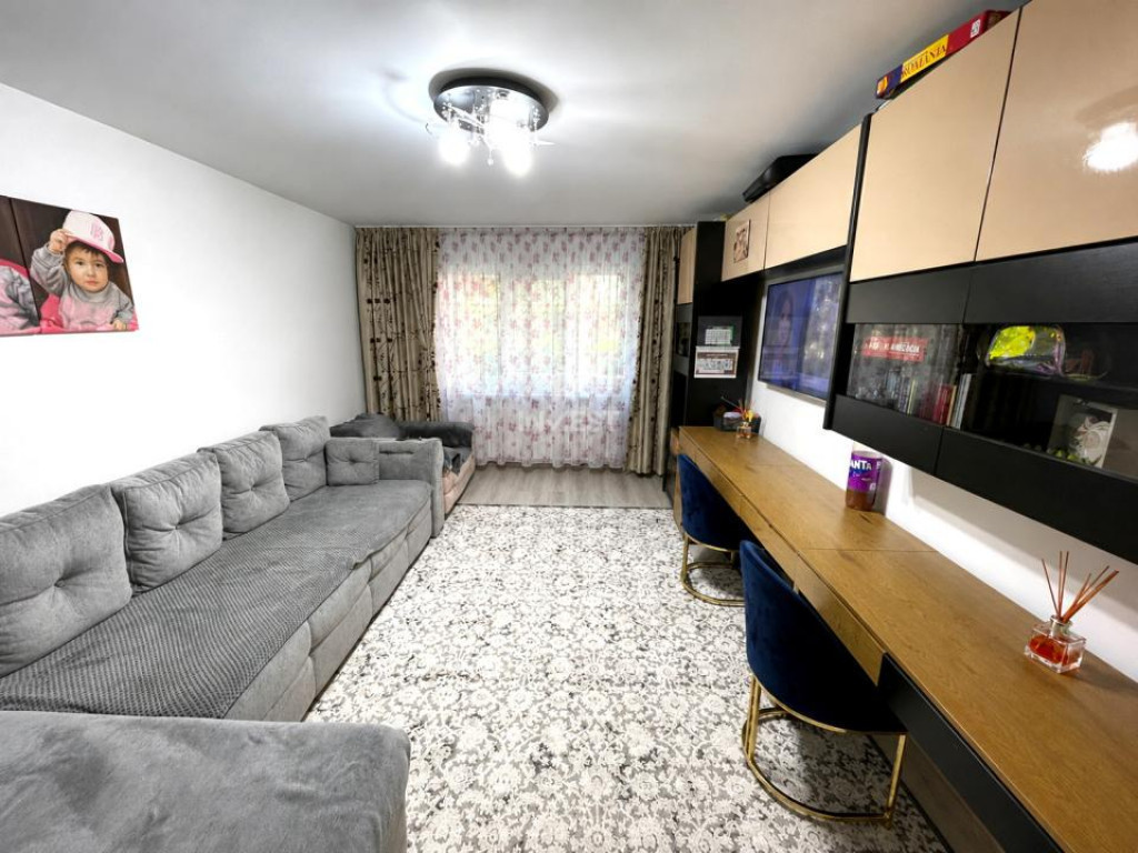 Apartament cu 3 camere 2 băi - Frumoasa, Iași - Parcare ș