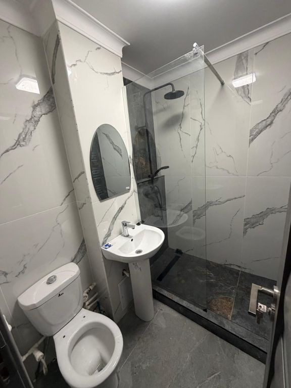 De vanzare apartament cu o camera, zona Doja, renovat, 42...