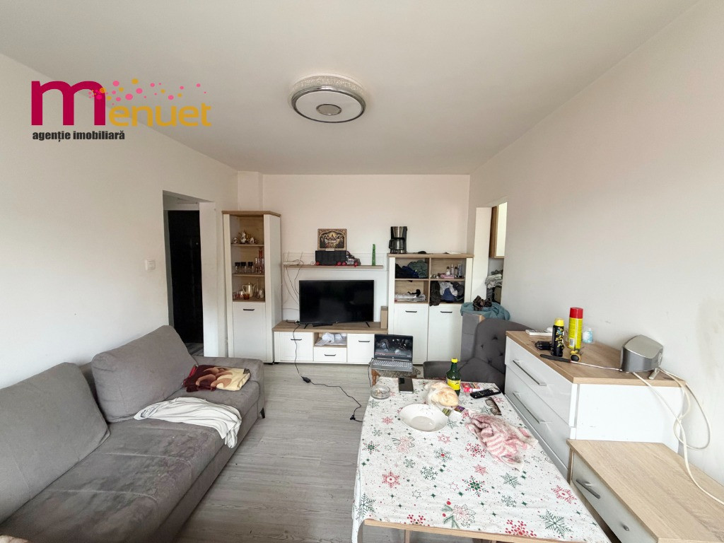 Apartament 2 camere,zona Big,etaj 2