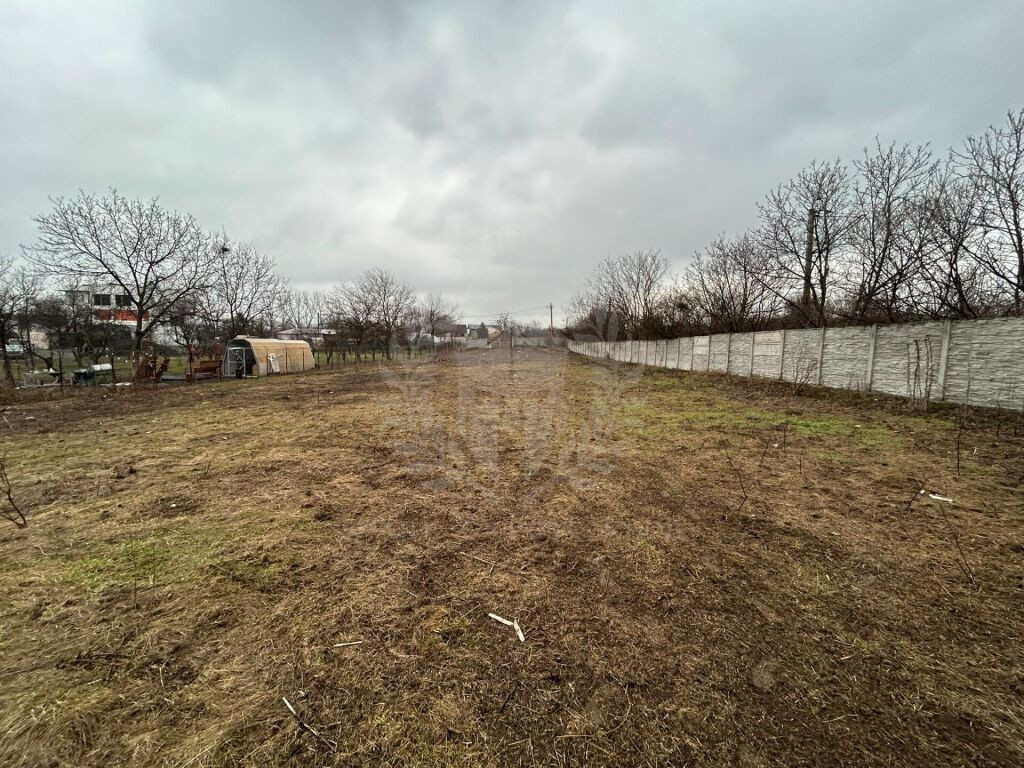 TEREN INTRAVILAN//2490 MP//ZONA MIHAI BRAVU//GRAL