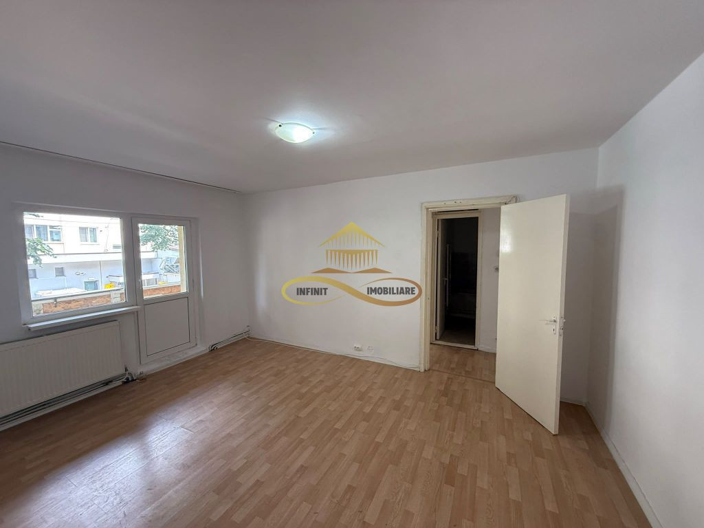 Apartament 2 camere de vanzare in Bacau