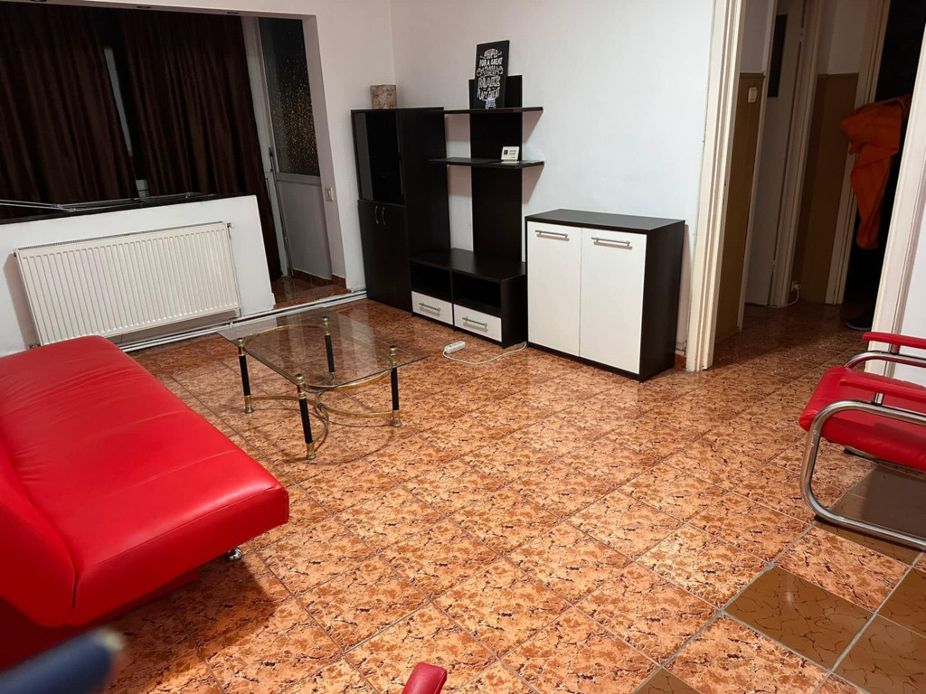 Apartament de 2 camere zona Saturn