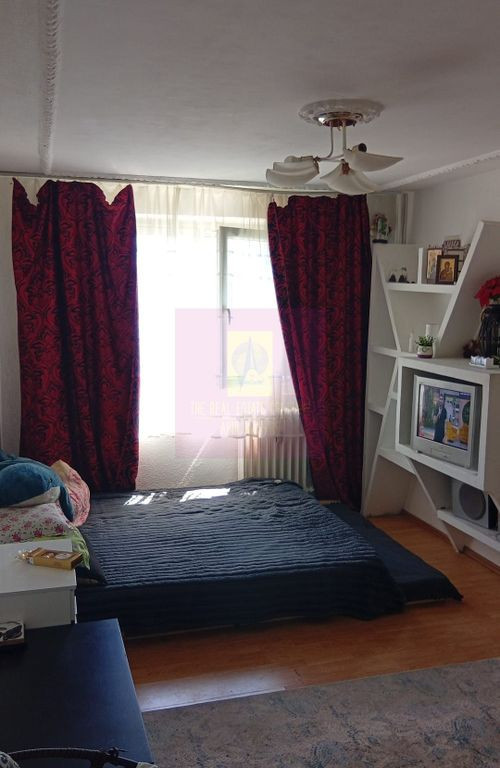 Apartament 2 camere Titan- Piata Salajan.