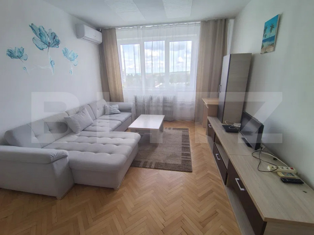 Apartament 2 camere, semidecomandat, zona Iulius