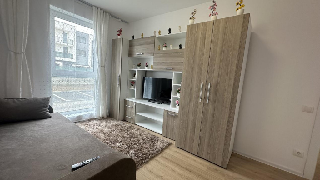 Apartament cu 2 camere, 41 mp, parcare subterană, zona Vasi