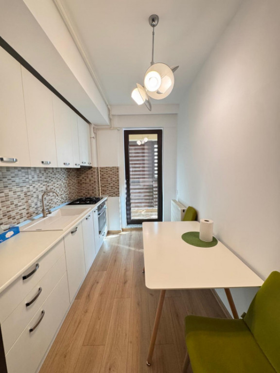Apartament 2 camere de vânzare în Tomis Plus | Mobilat și